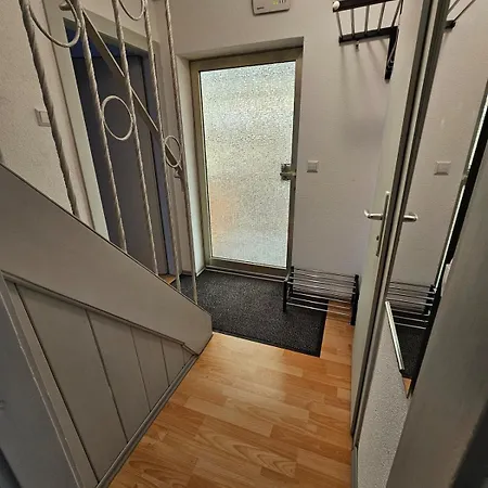 בית נופש House Tinz - Cozy In A Quiet Location