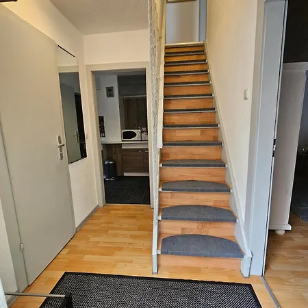 House Tinz - Cozy In A Quiet Location