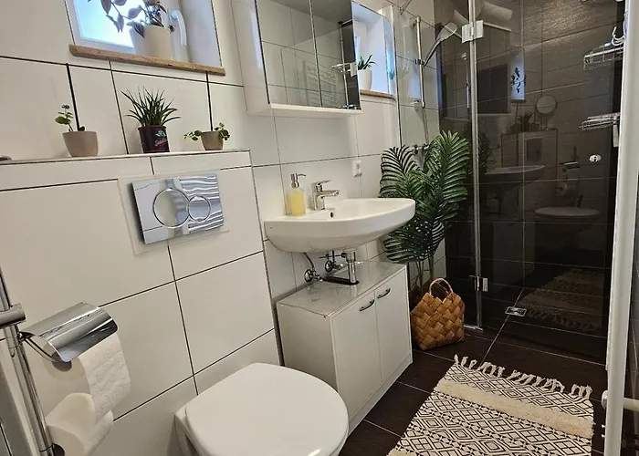 House Tinz - Cozy In A Quiet Location Vakantiehuis