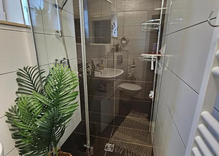 House Tinz - Cozy In A Quiet Location Vakantiehuis