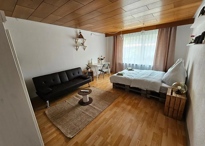 House Tinz - Cozy In A Quiet Location Vakantiehuis *